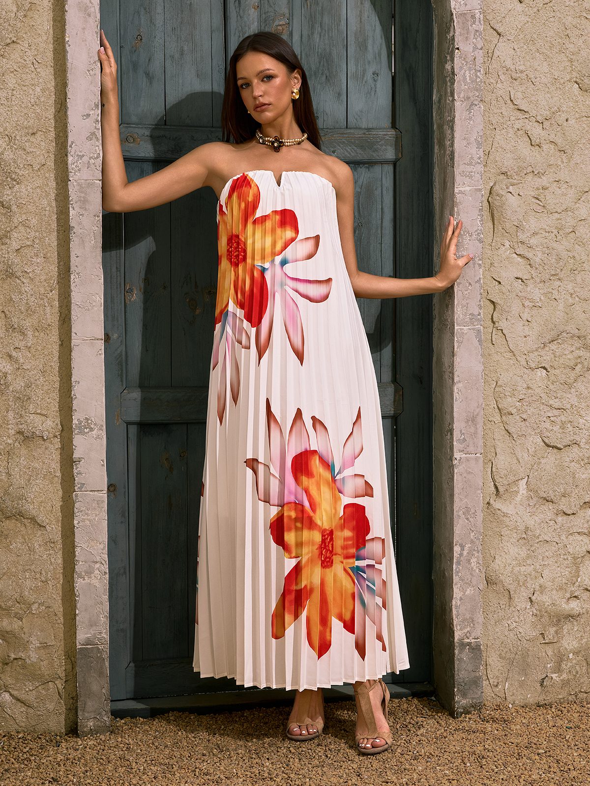 floral pleated maxi dress Mew Mews Devlin Strapless Floral Pleated Maxi Dress