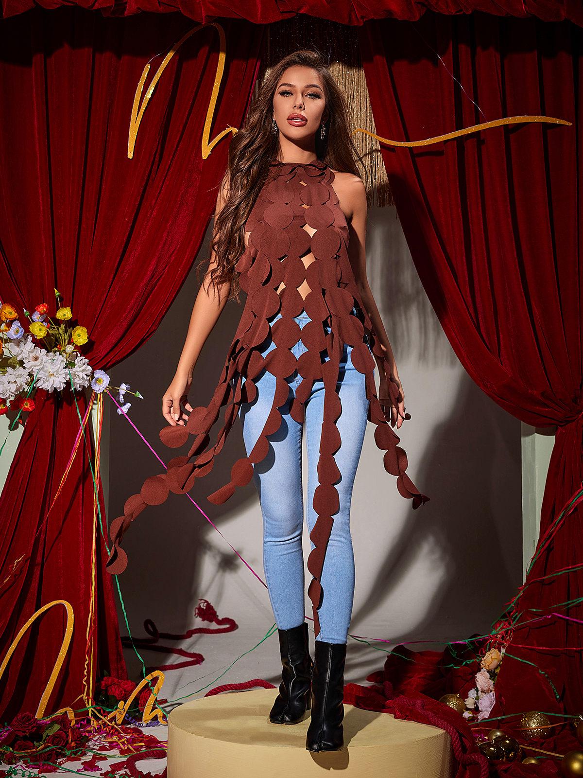 Nyx Backless Circle Cutout Fringe Top In Brown – Mew Mews Fashion