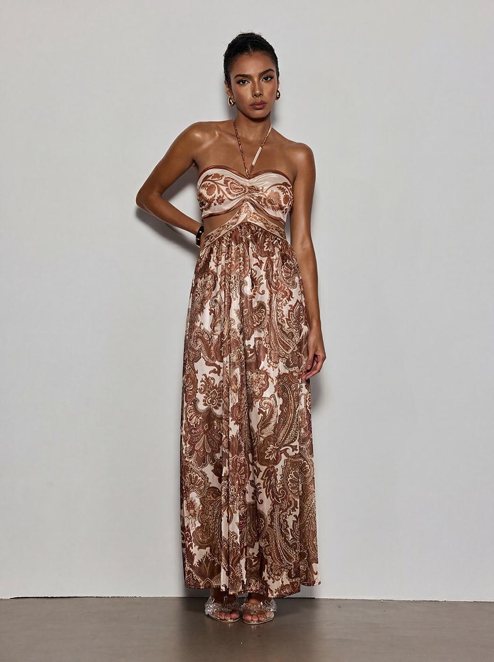 halterneck cut out maxi dress Halterneck Cut Out Twist Front Shell Trim Detail Maxi Dress In Pink | EGO US