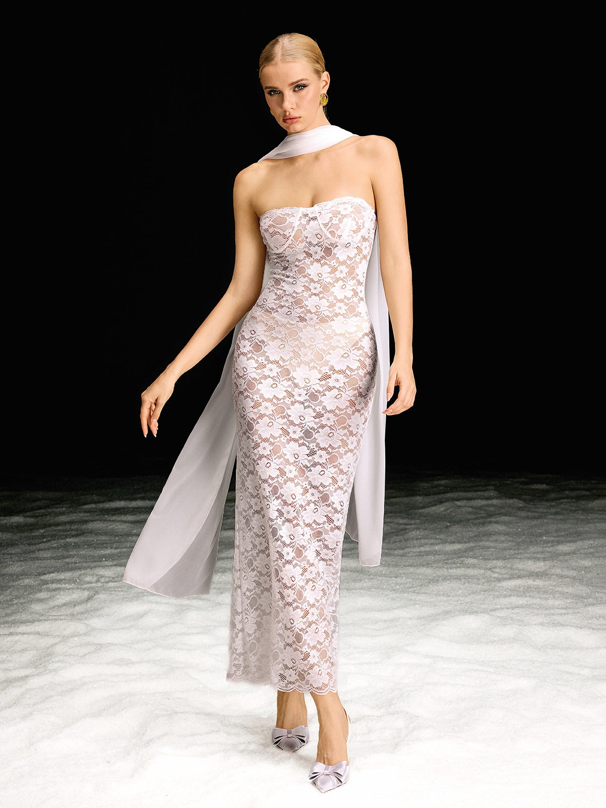 Barney Strapless Lace Maxi Dress – Mew Mews