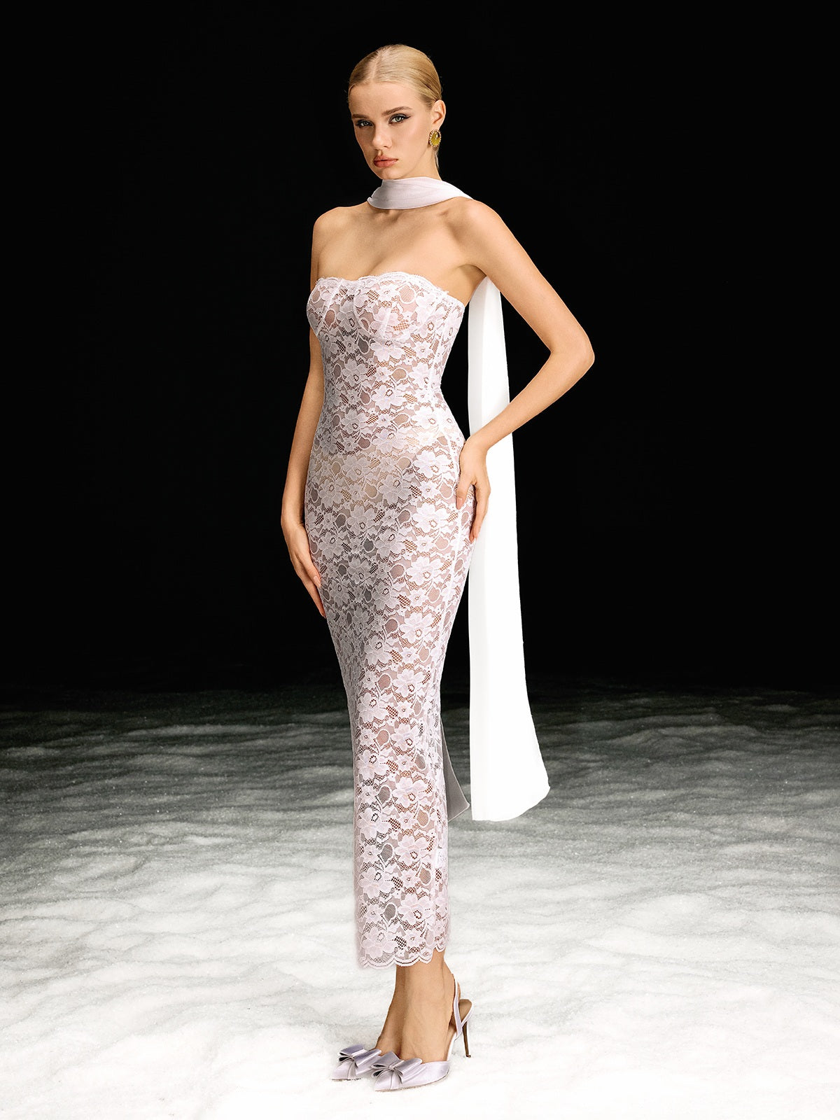 Barney Strapless Lace Maxi Dress – Mew Mews