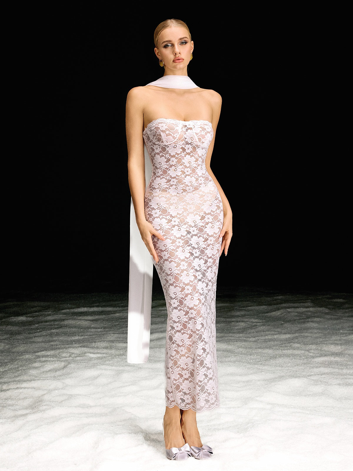 Barney Strapless Lace Maxi Dress – Mew Mews