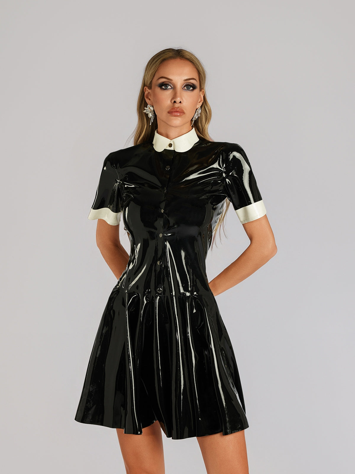 black latex dress Mew Mews Farhad Short Sleeve styleattribute-coconut girl delicate straps SKYLAR Puff Sleeves Open Style:DVFMR52E00