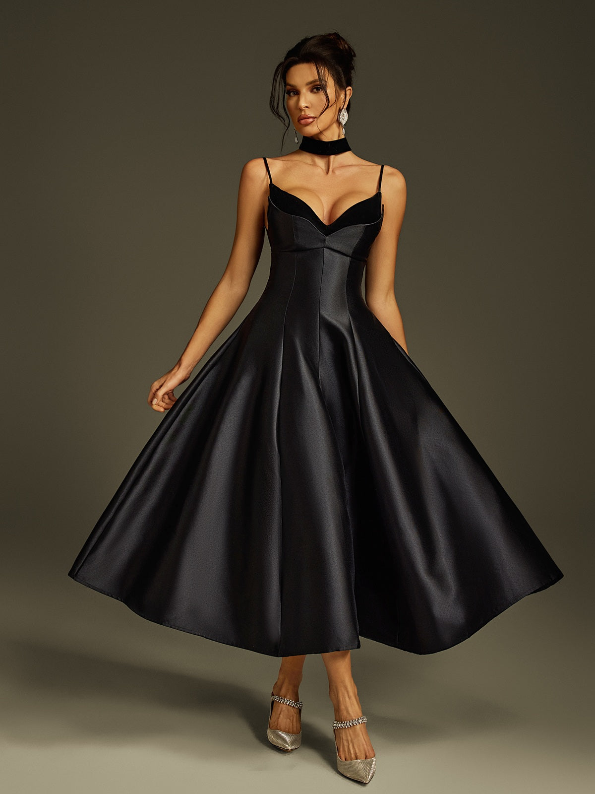 Robe Noire Pure Energy Taille 1X - Corsage Dentelle, Coupe Fourreau, Neuve Avec étiquette