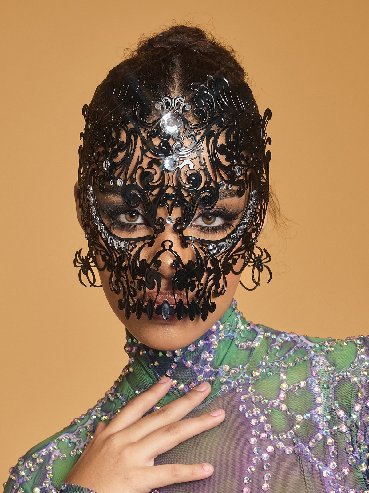 Olyxra Rhinestone Metallic Mask – Mew Mews