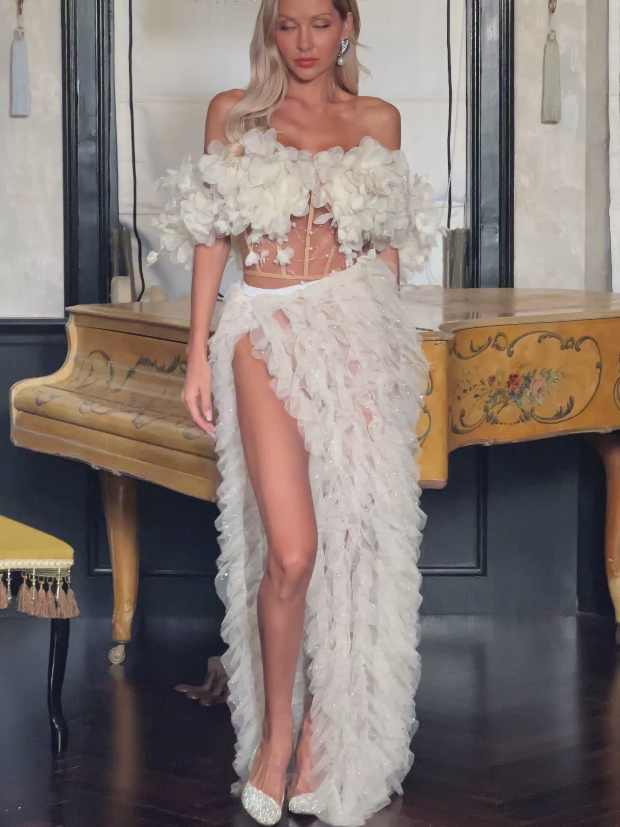 Dedrik Off Shoulder Corset Tulle Skirt Set – Mew Mews